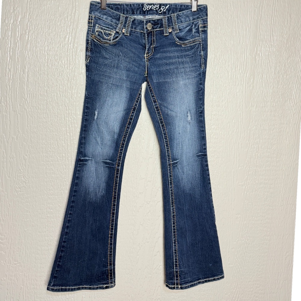 Series 31 Short & Sweet Womens Size 3 Bootcut Jeans Embroidered Distressed Blue